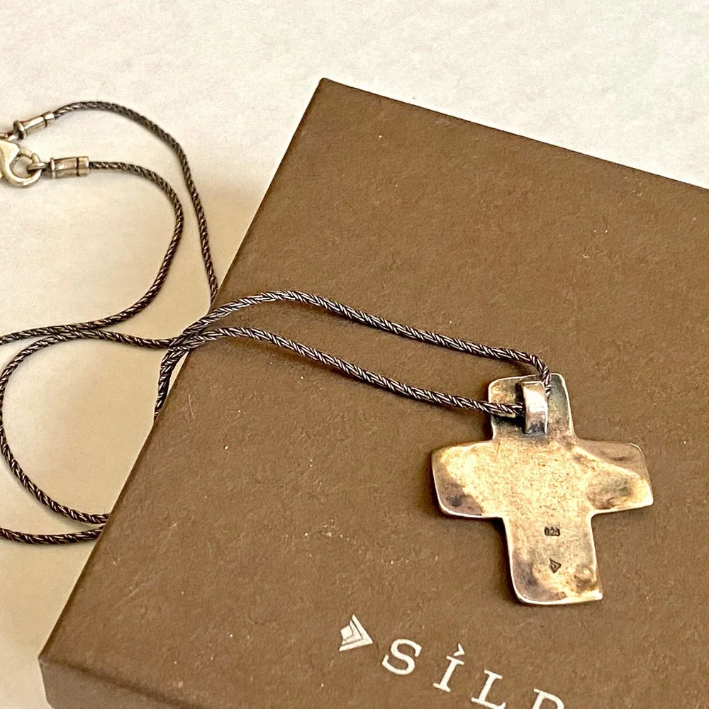 Silpada Cross Necklace - Picture 11 of 11